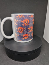 Load image into Gallery viewer, Glitter Skulls design